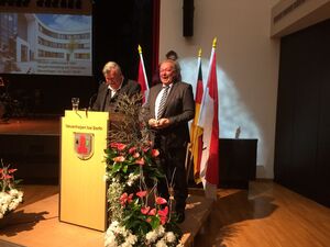 Landrat Gernot Schmidt mit Bürgermeister Jürgen Henze
