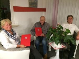 Renate Prietzel und Helmut Wehde mit Andre' Böttner