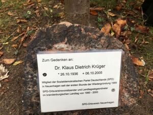 Der Gedenkstein an der Hohen Allee